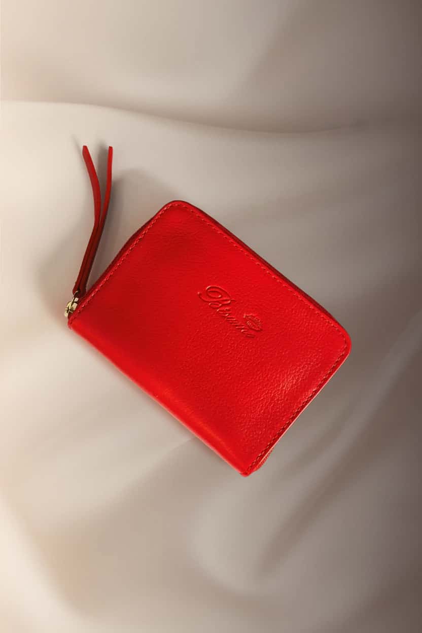 Miniwallet  en cuero rojo bésame