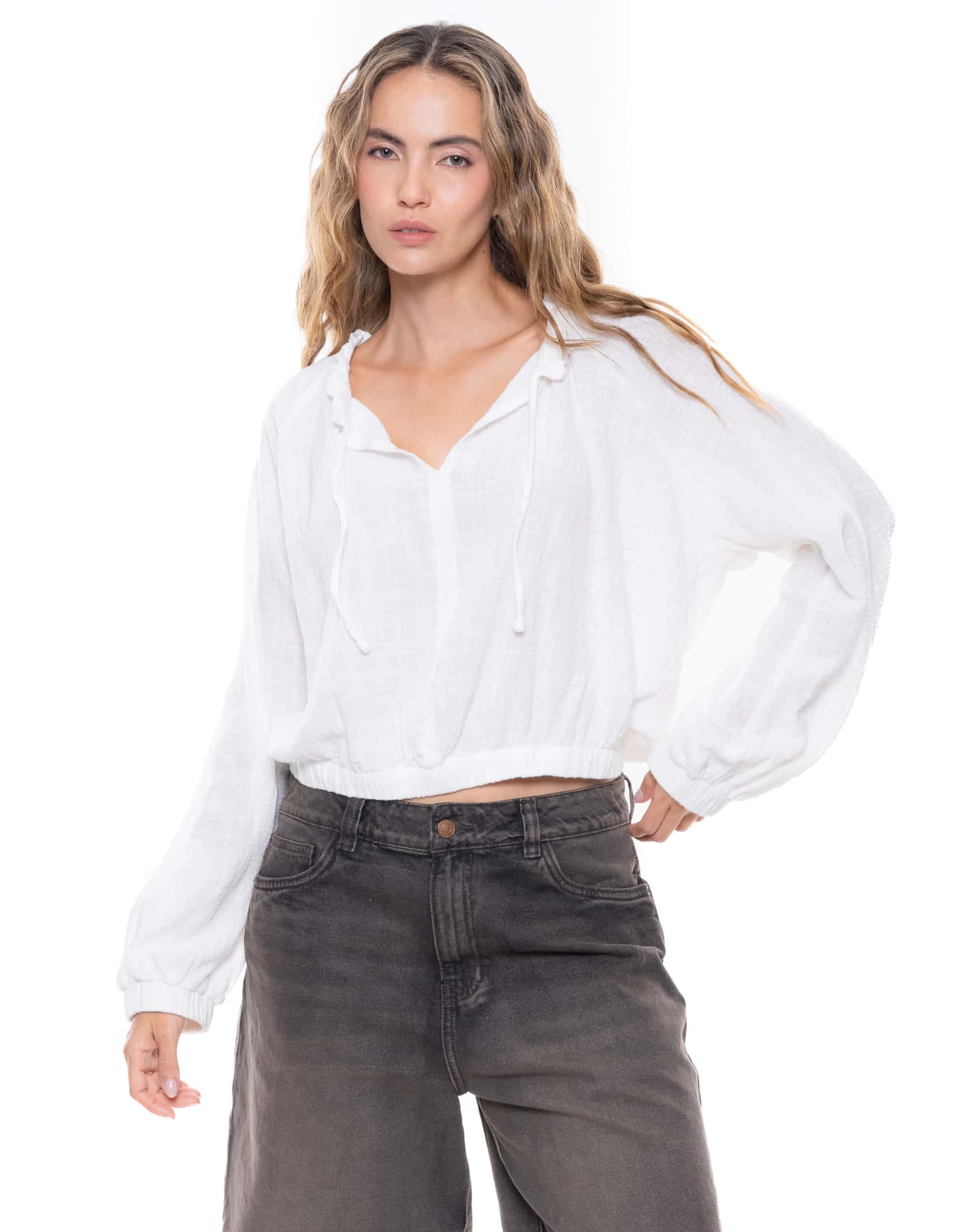 Camisa Manga Larga Cuello V Con Fajon Y Puños Elásticos