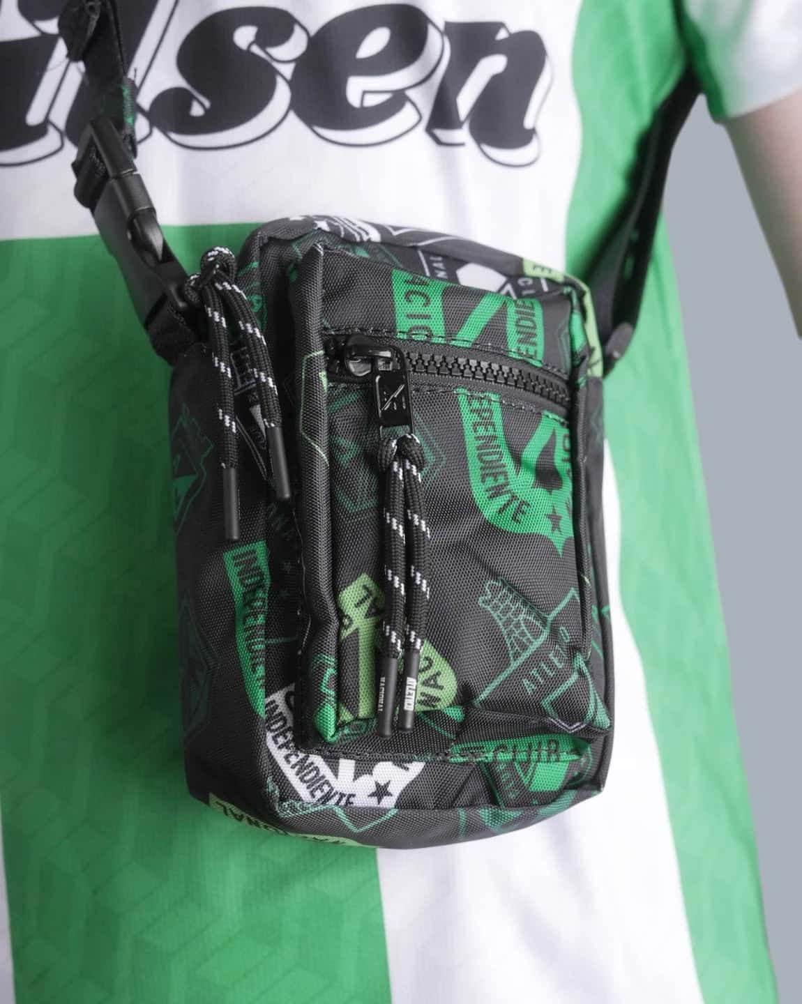 BOLSO MANOS LIBRES NEGRO ESCUDOS