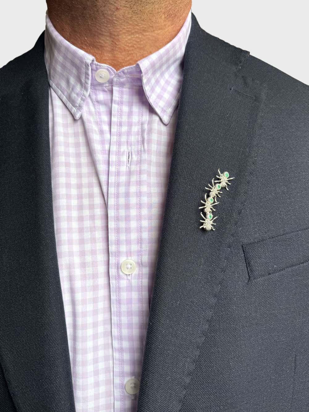 Broche Las Obreras con esmeraldas - miniatura 4
