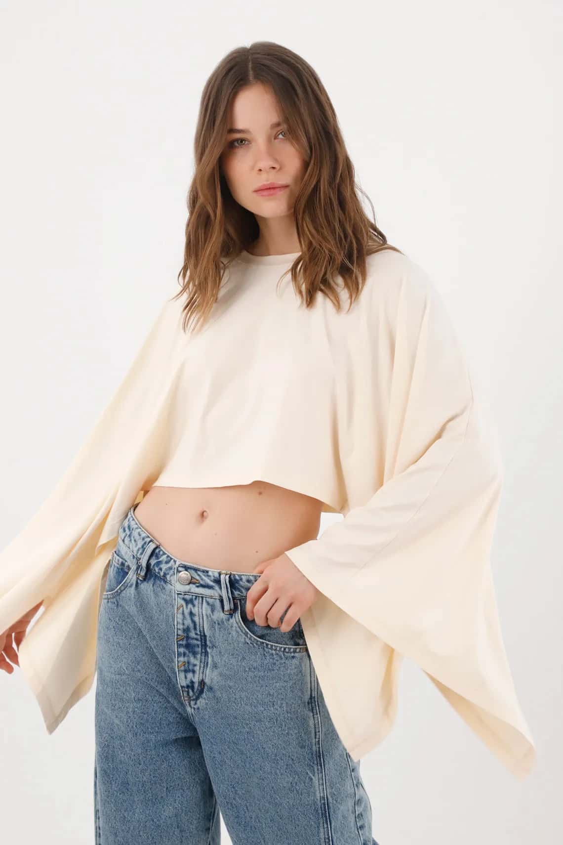 Camiseta oversize con mangas capa en algodón crudo para mujer