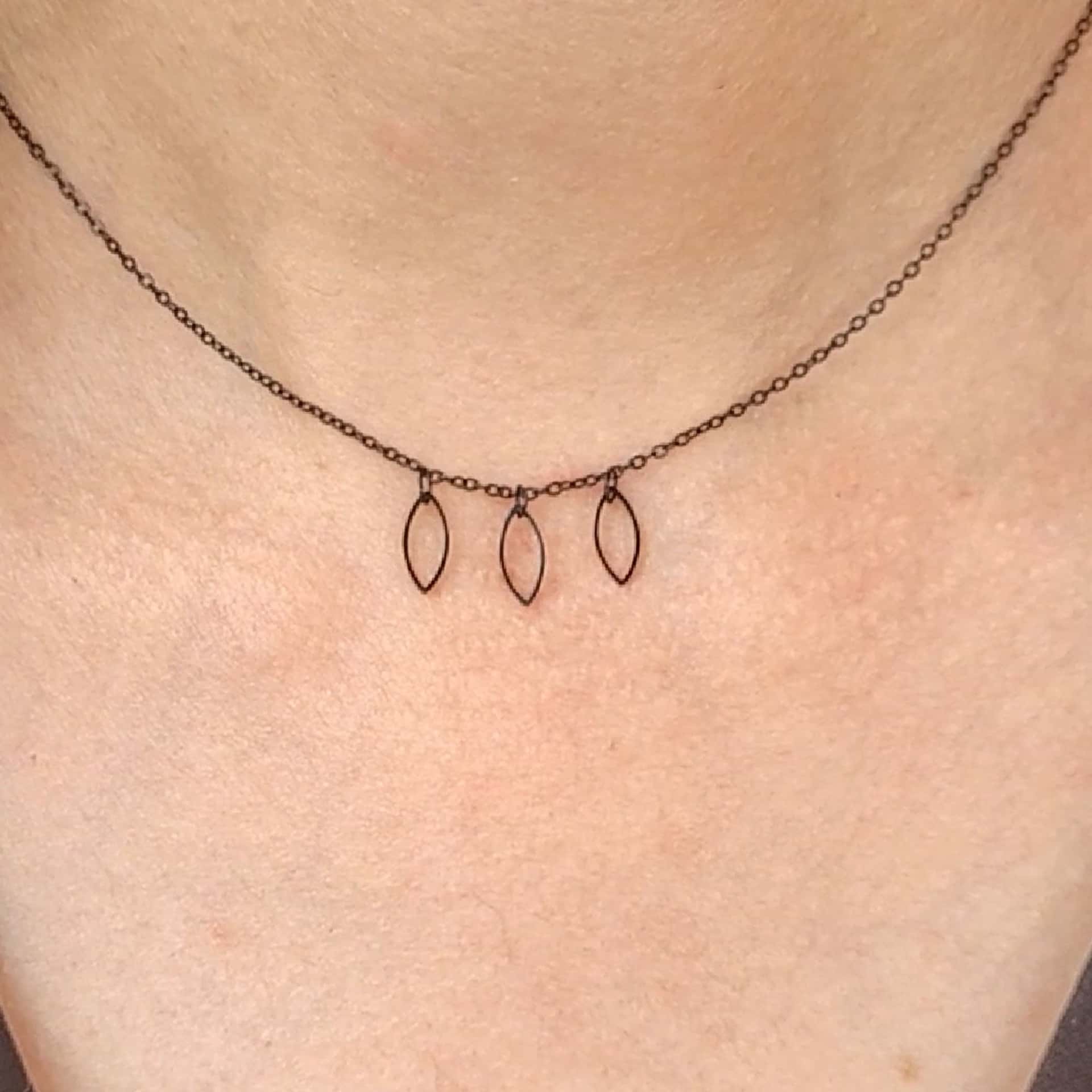 Choker Spring