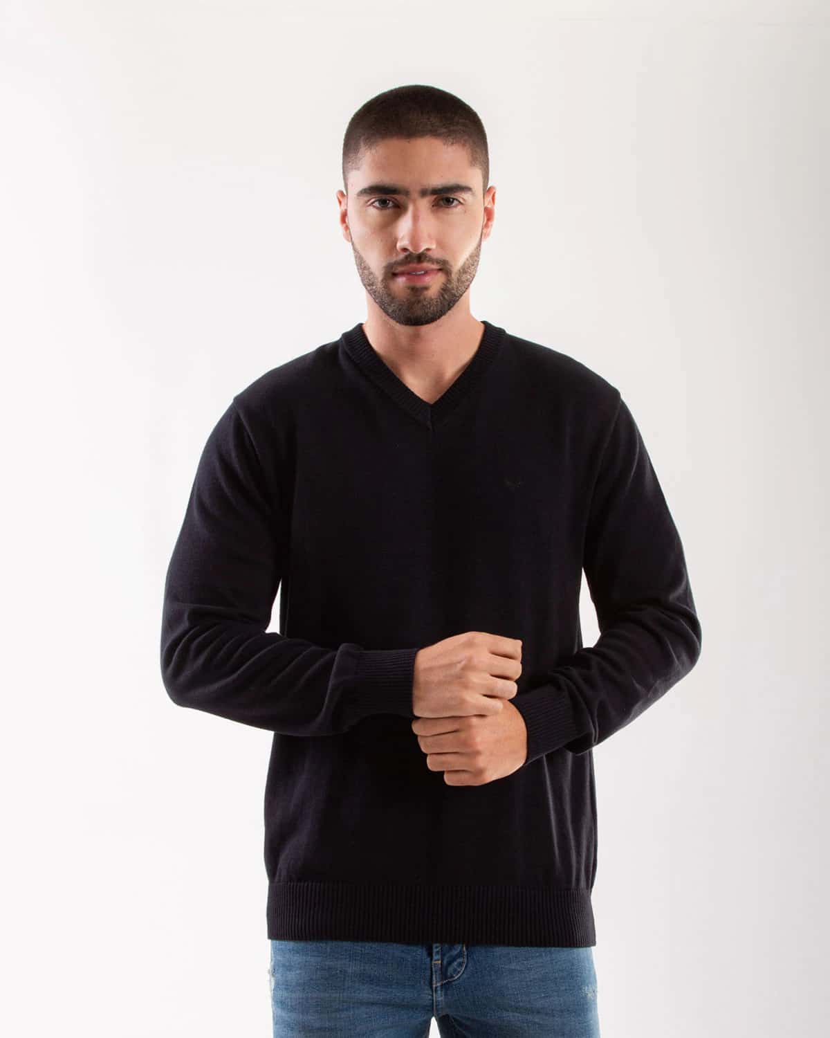Sweater negro para hombre