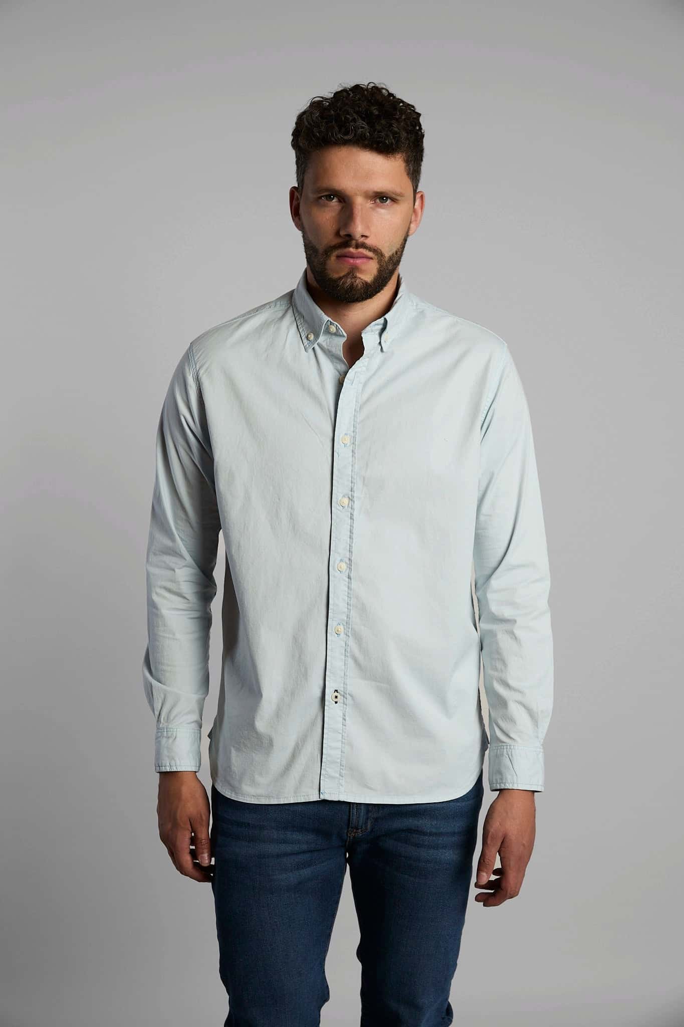 Camisa azul claro