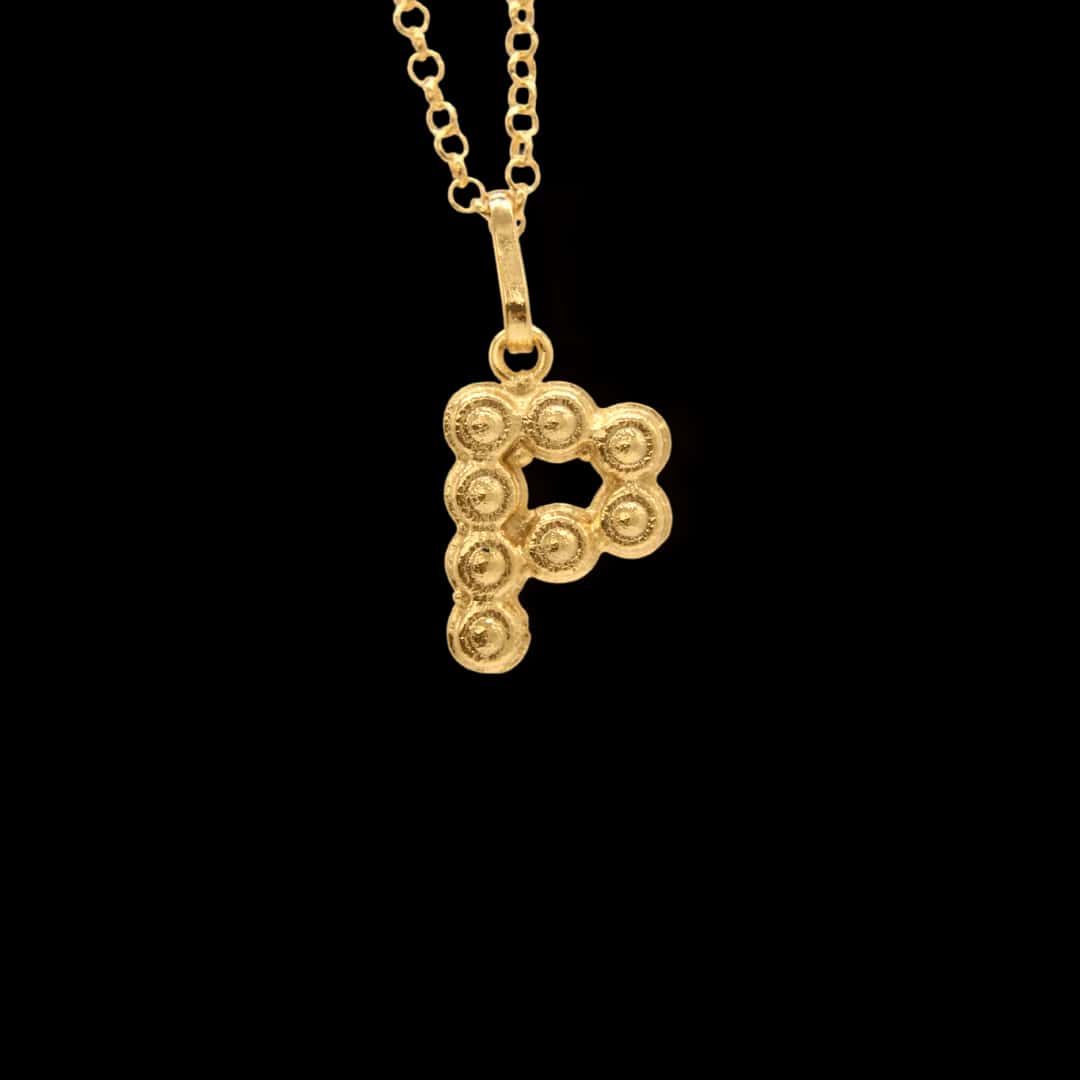 Cadena Letra P