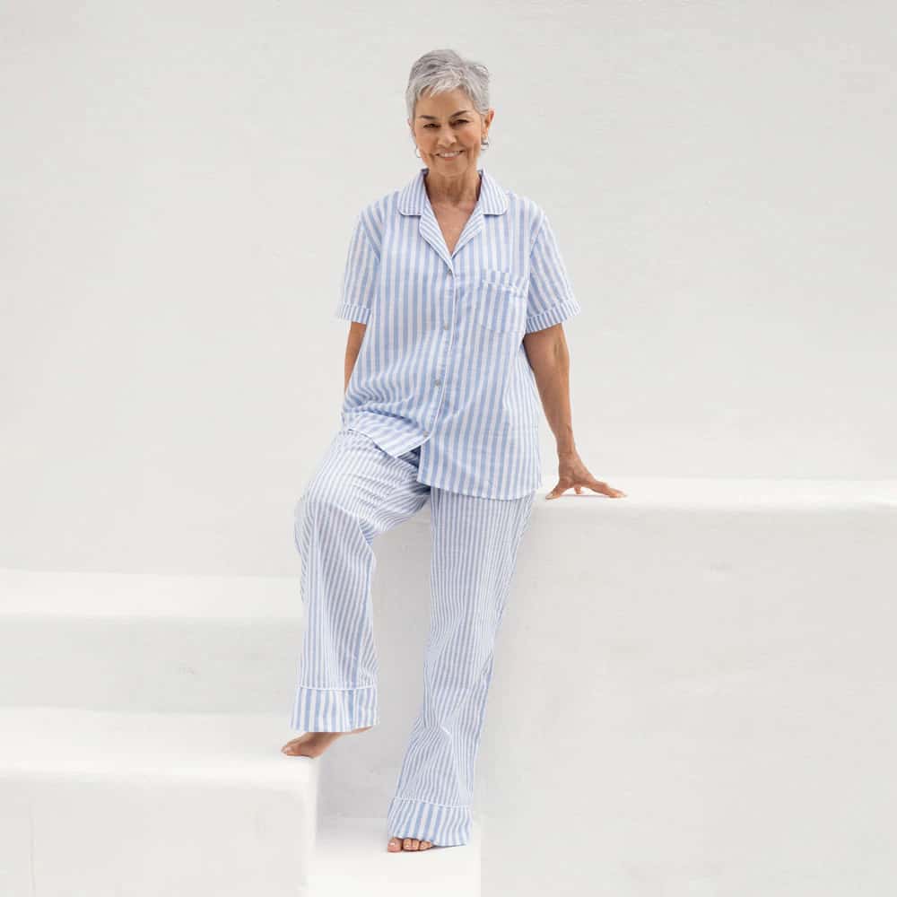 Conjunto de Pijama Pantalón Largo Rayas Azules.
