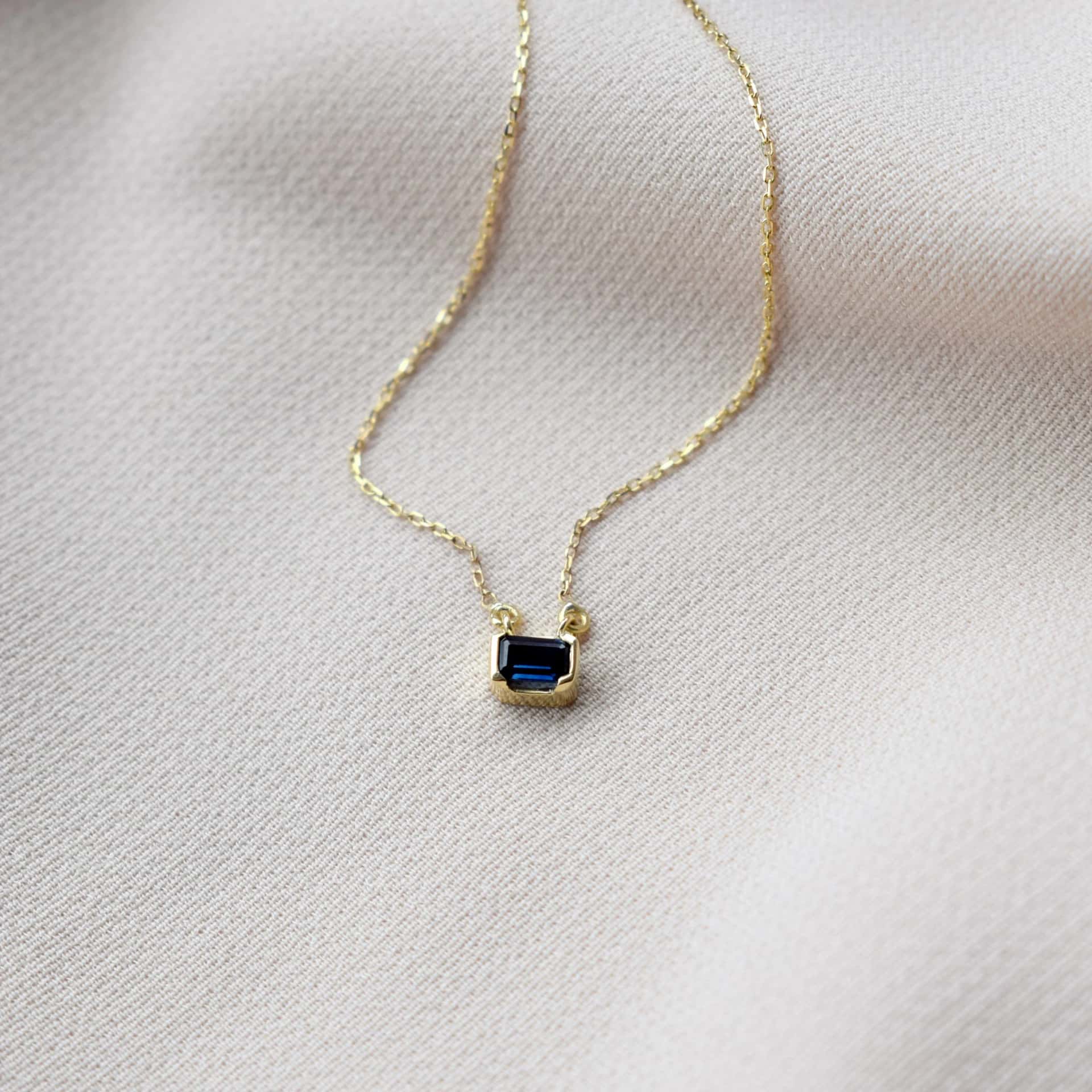 Collar Zafiro Mini
