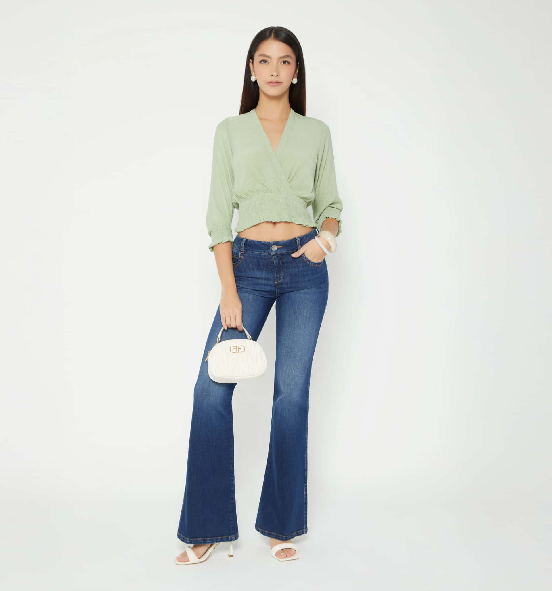 Blusa cruzada con fajon ruchado