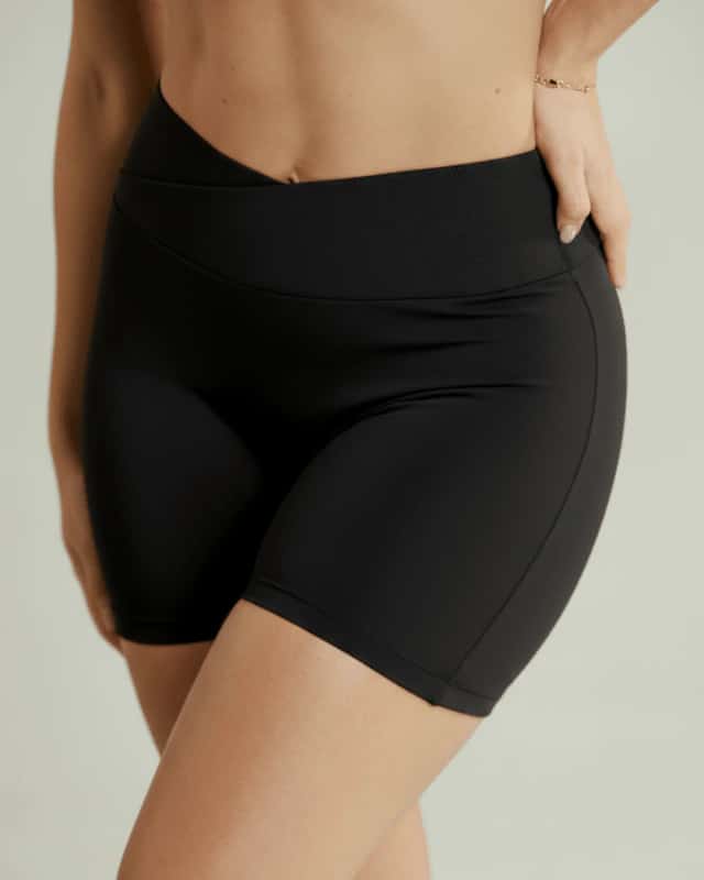 Apple CurveUp biker Negro