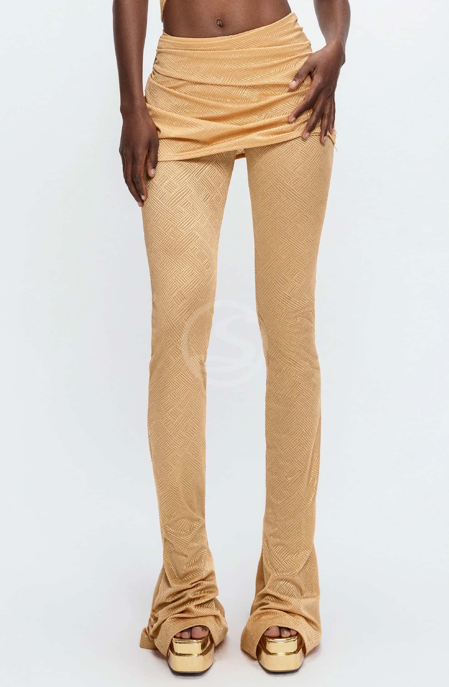 Media Pantalón Trupillo Dorada Santísimas Ref. S-575