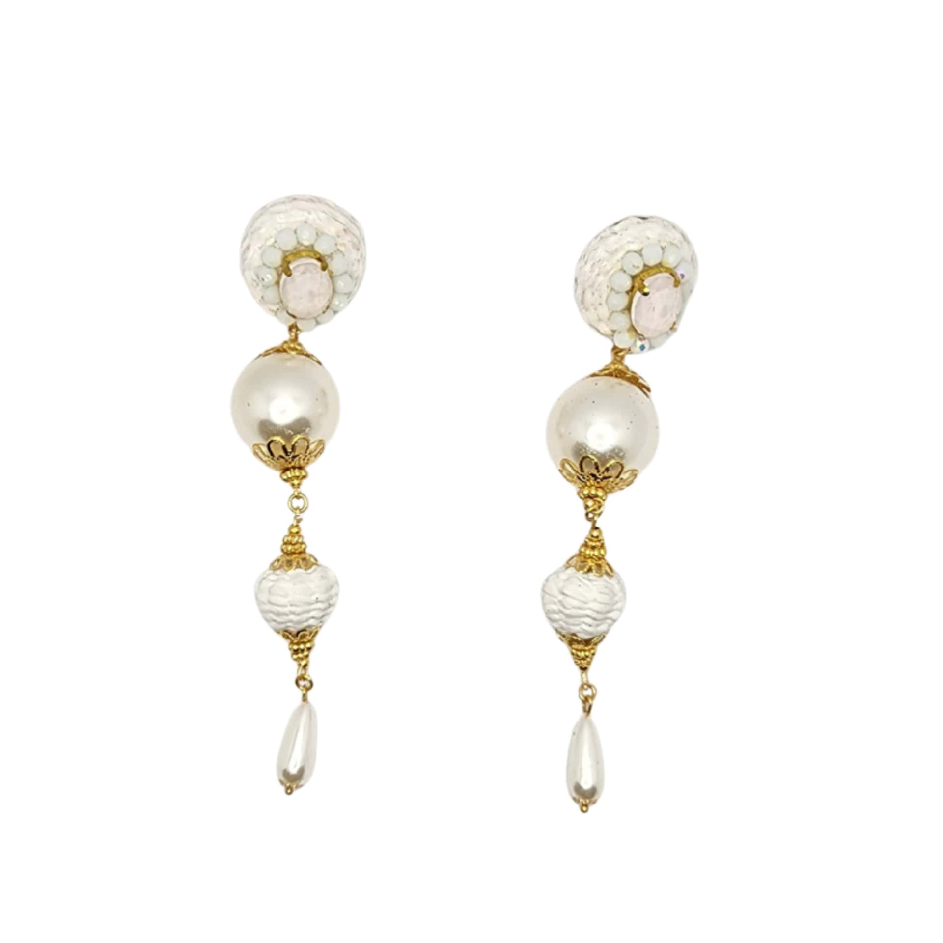 Fiber White Seed Earrings