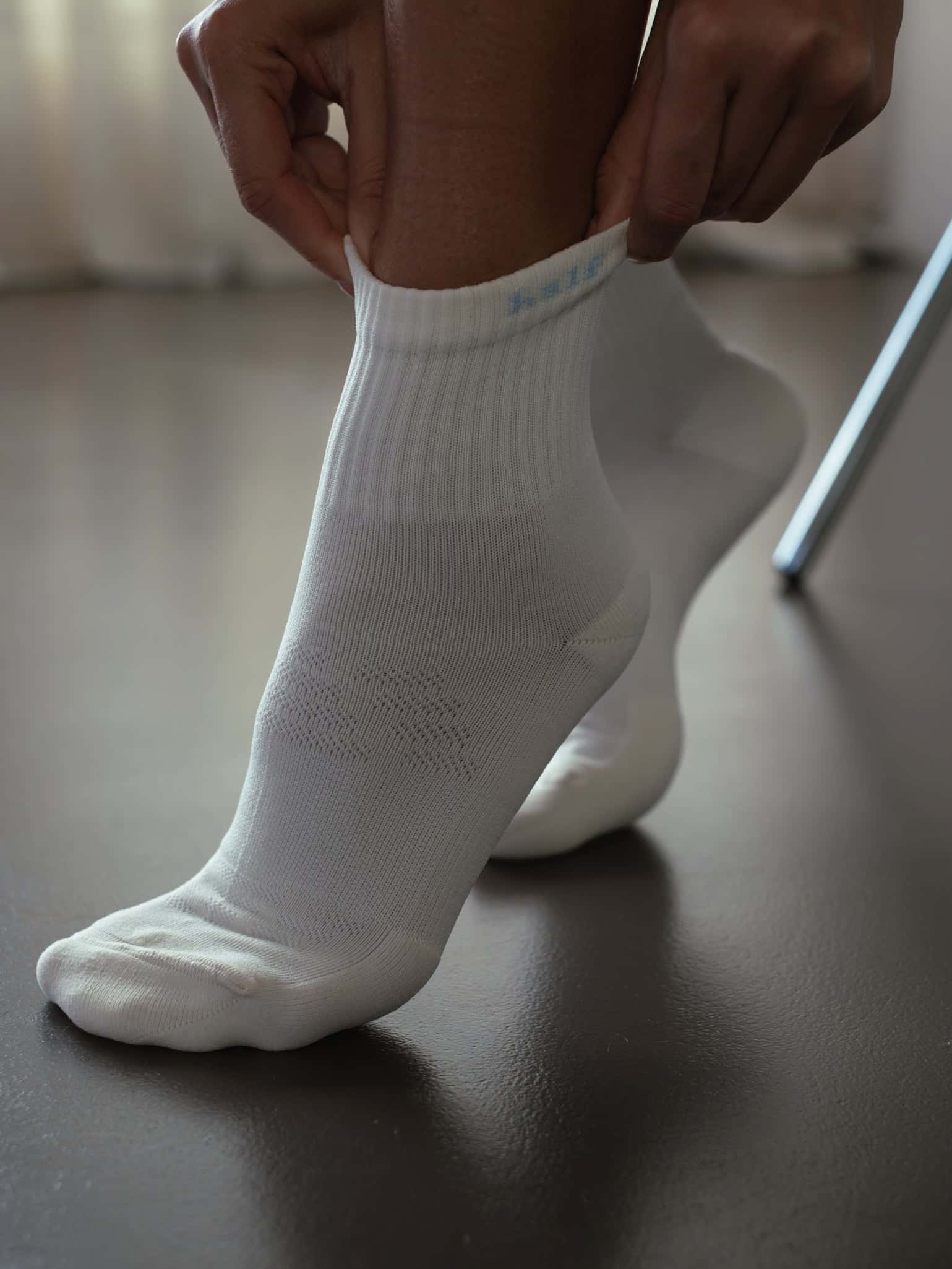 RUNNING SOCKS - CREAMY & BABY BLUE