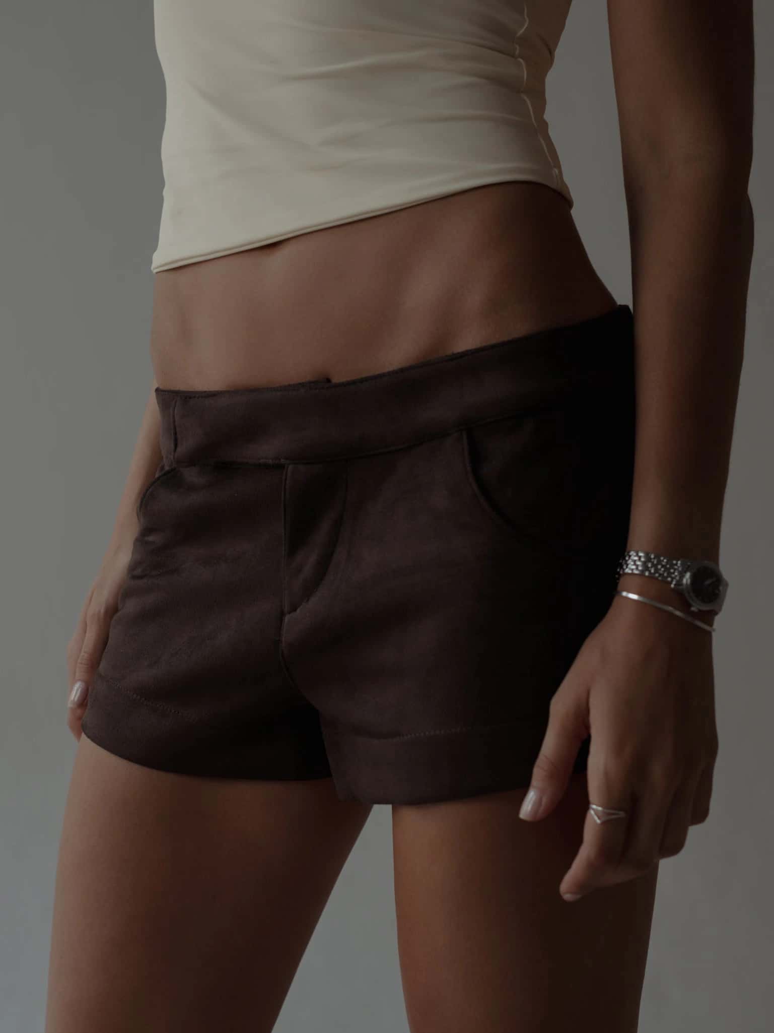 SUEDE MINI SHORT - ESPRESSO