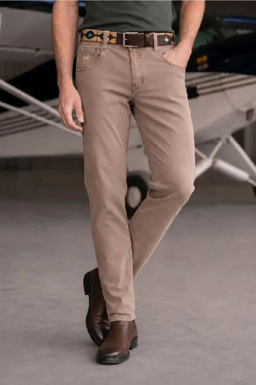 Pantalón cinco bolsillos Armatura Café