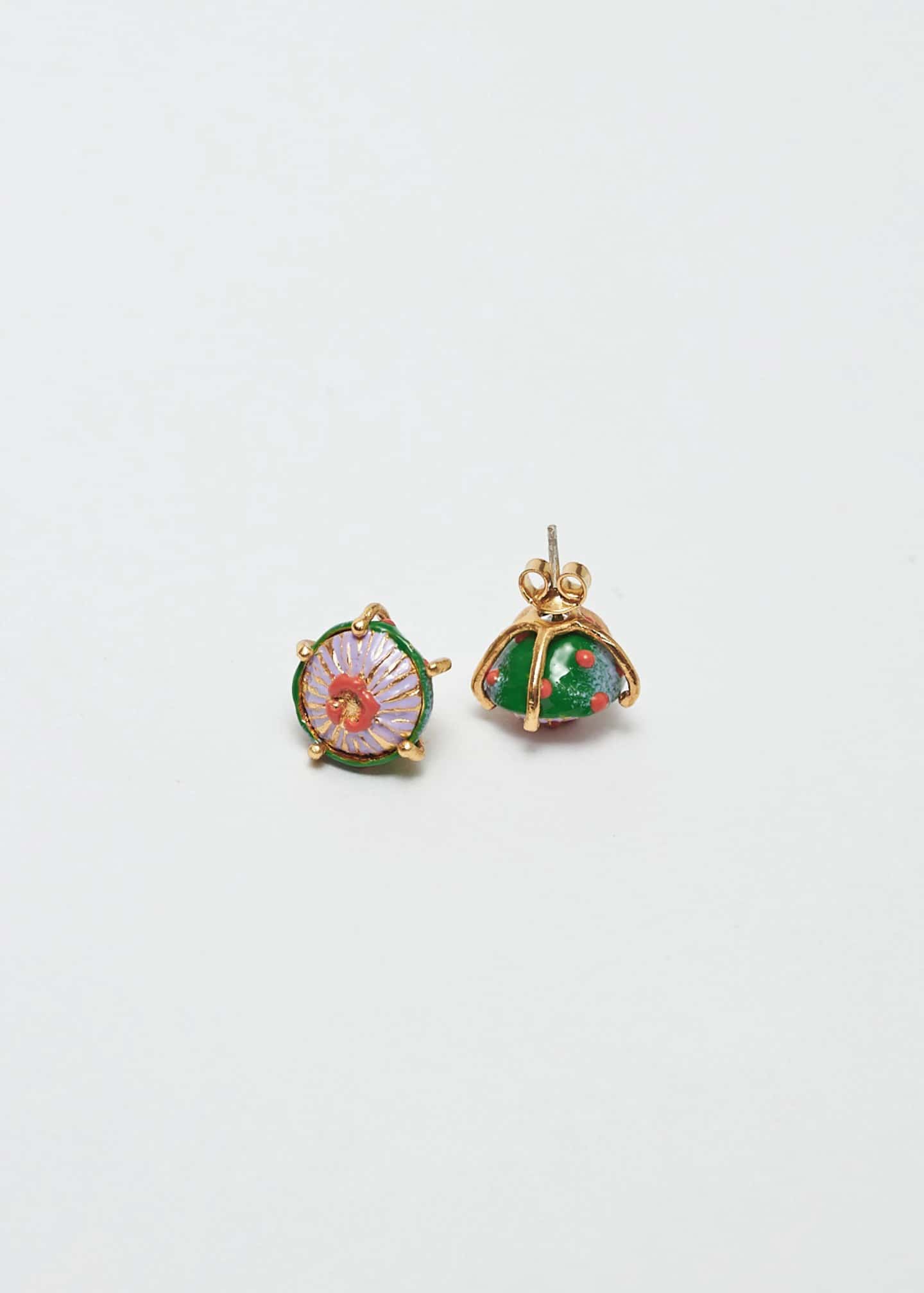 Aretes mini sombrerito verde lila
