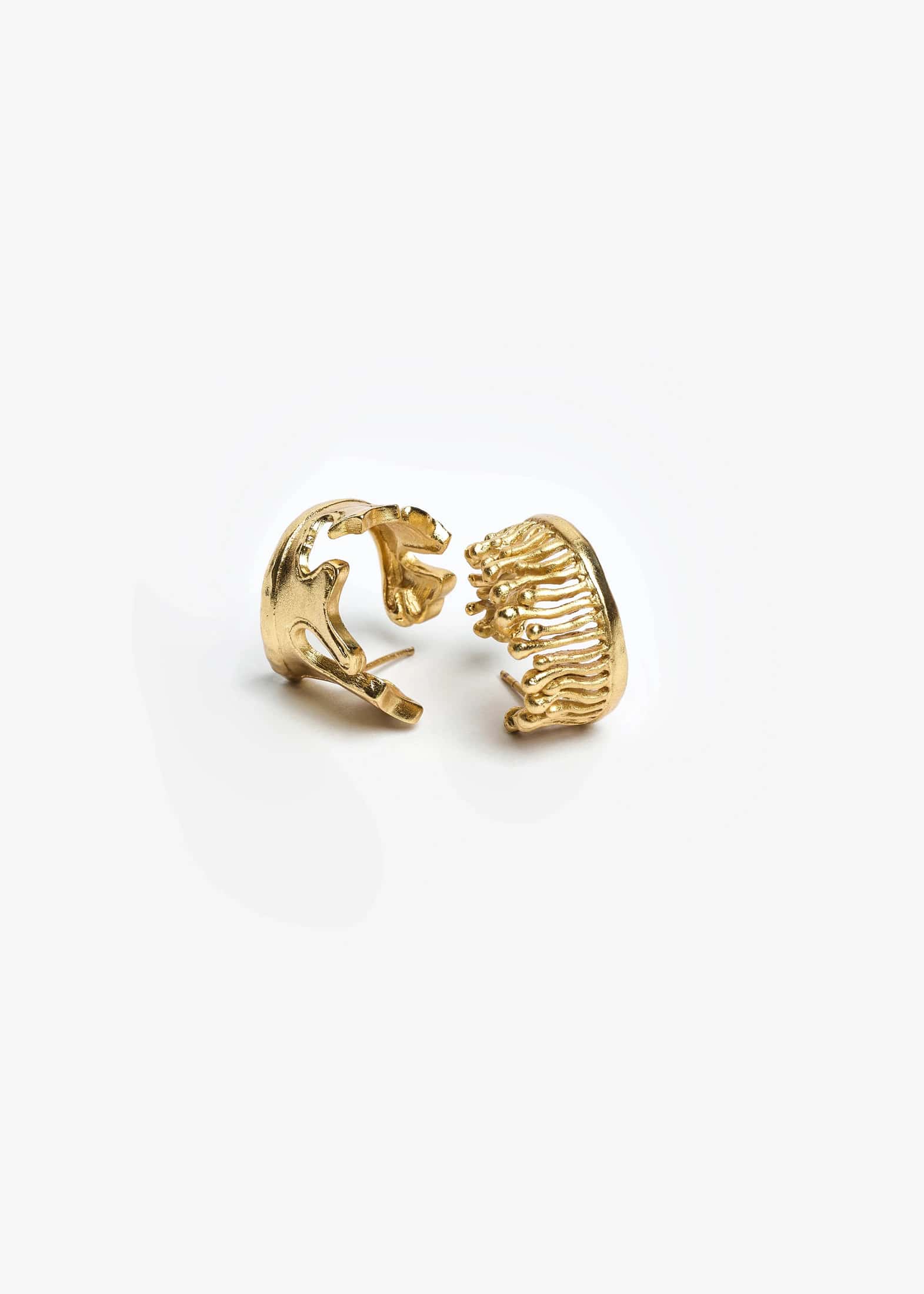 EYELASH HOOP EARRINGS