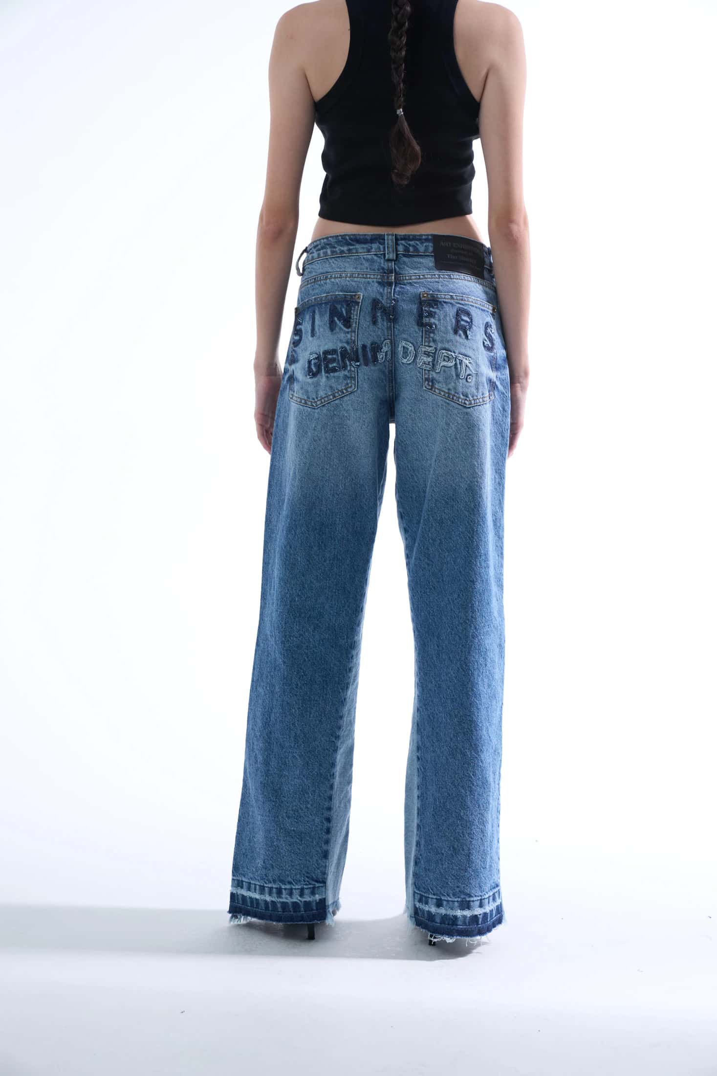 EMBROIDERED FLARED JEANS - miniatura 5