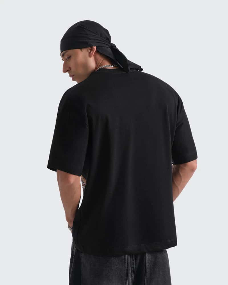 Camiseta Negra Oversize Legacy - miniatura 2
