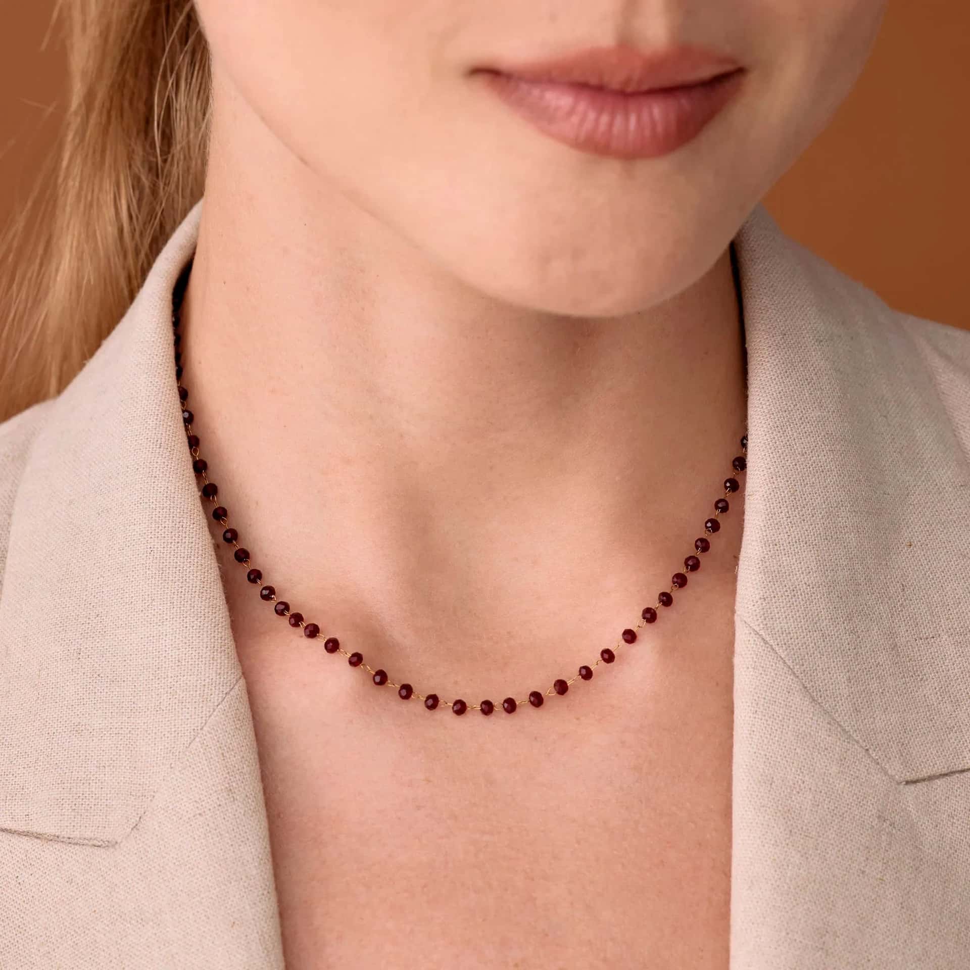 Collar Wine