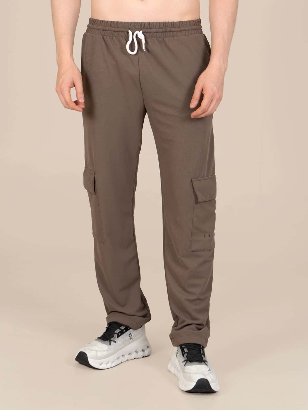 Jogger yude grecia cafe