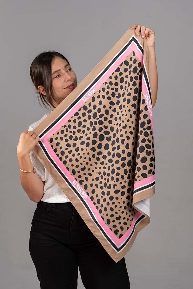 Pañoleta Animal Print