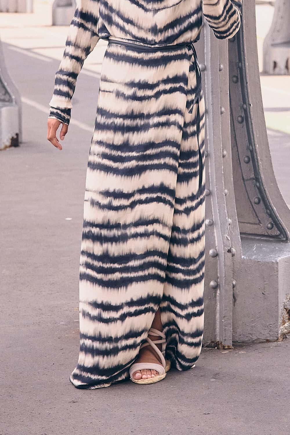 Falda New katya ivory negro tie-dye