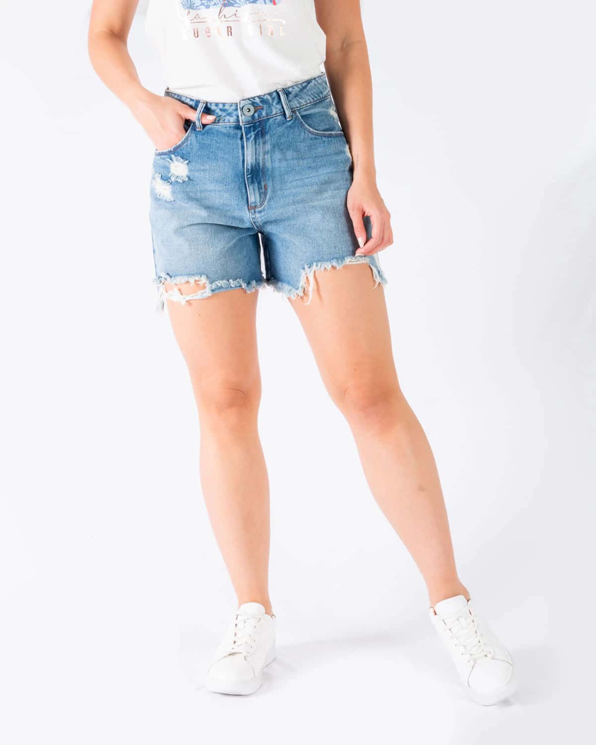 Short denim tono claro para mujer