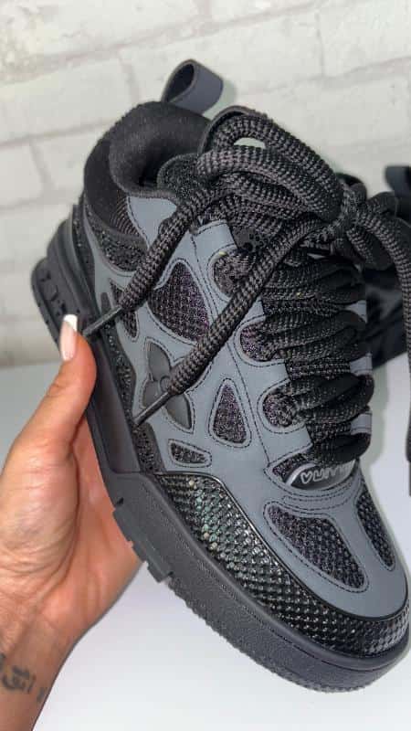 TENIS LOUIS VUITTON DOBLE CORDON GRIS PIEDRAS