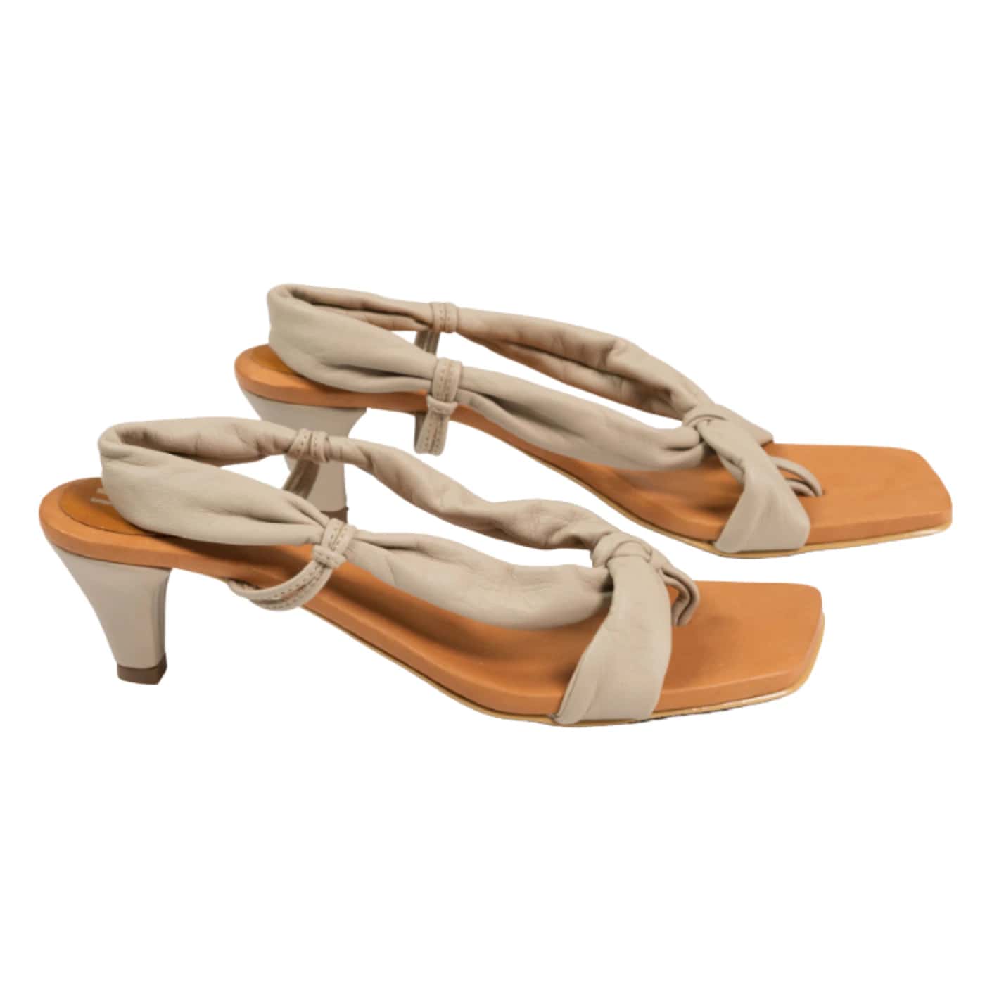 Silvia Cobos Wonder Kitten Heel Beige Sandalias