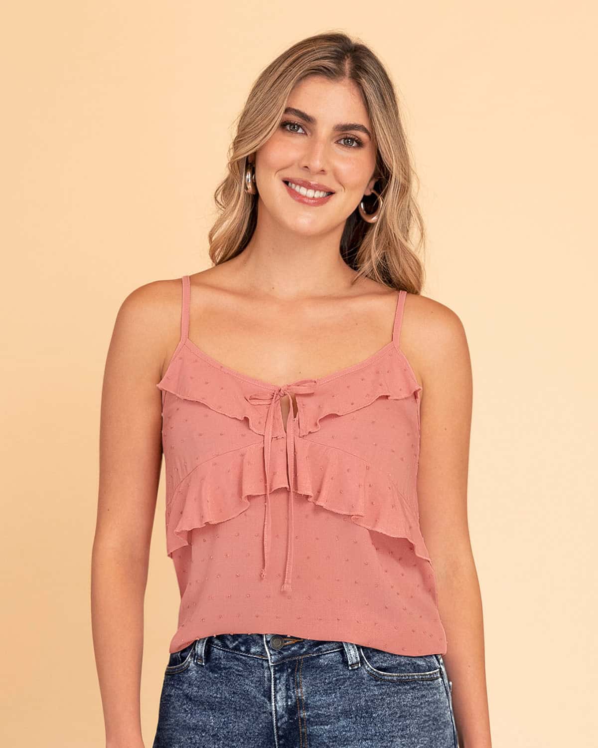Camiseta de tiritas con boleros elaborada en tela con relieve
