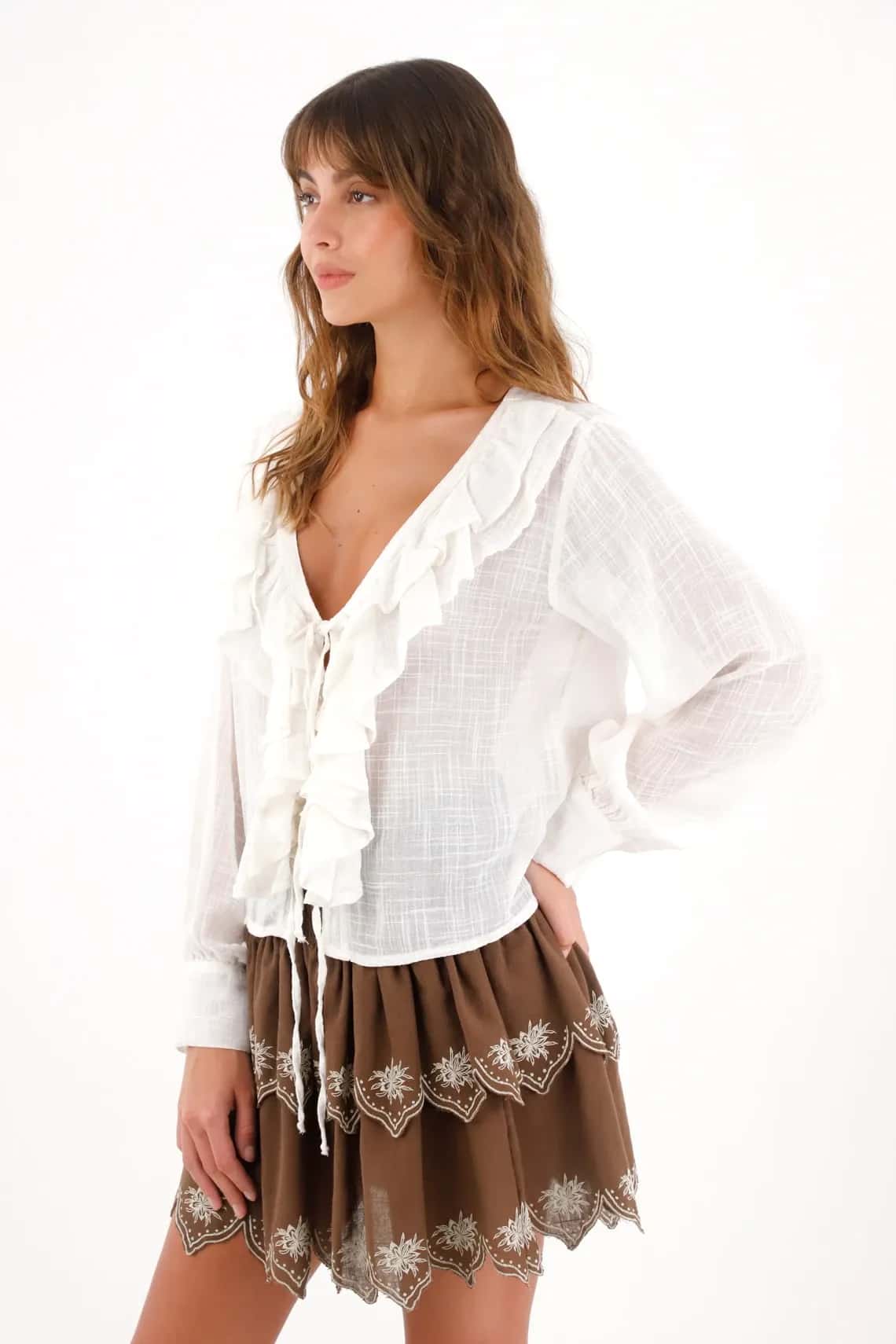 Camisa manga larga con boleros en escote crudo para mujer