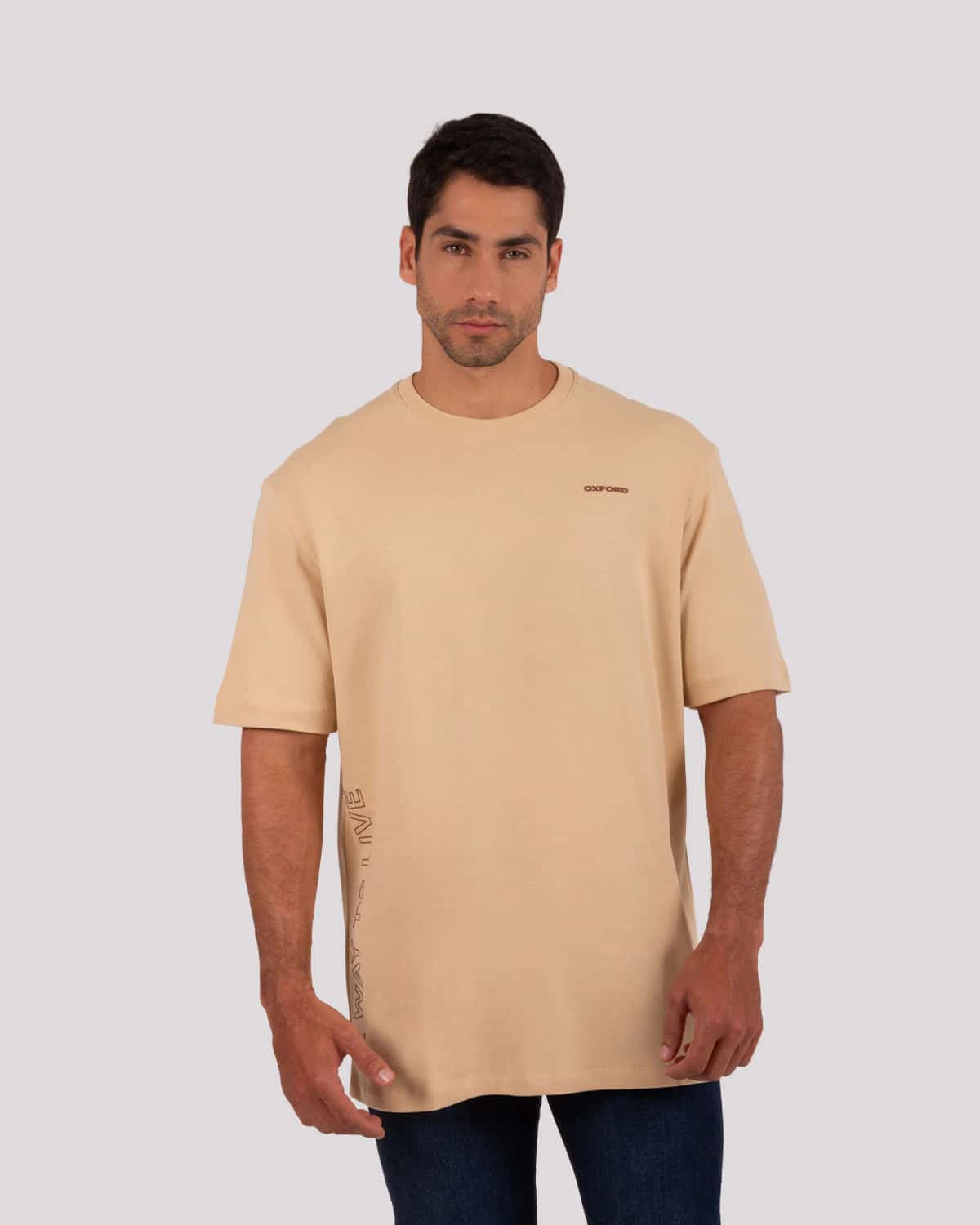 Camiseta arena estampado lateral para hombre