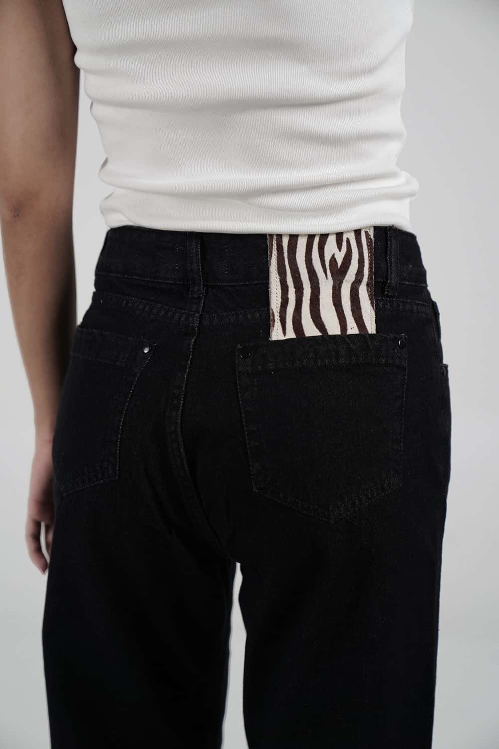 Black Vintage Chunky Jeans