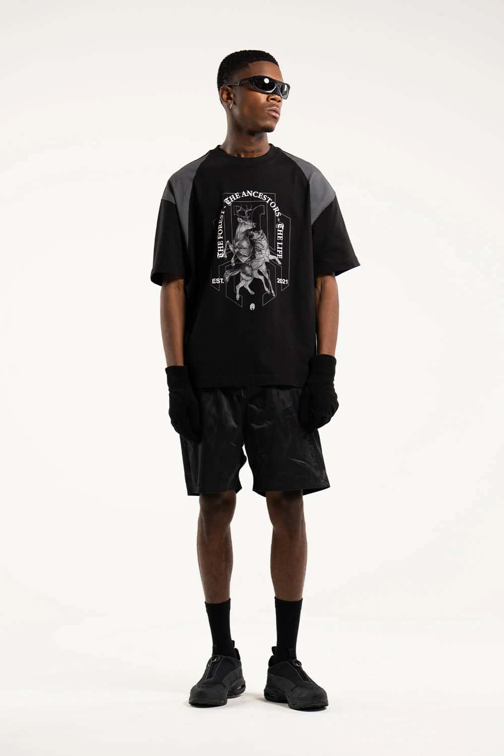 HOWL T-SHIRT