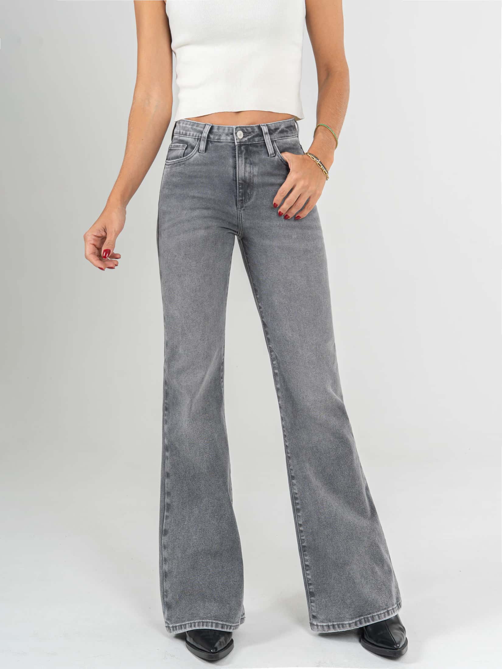 Ref: 065981 Jean flare stretch, bota ancha, tiro alto, tono gris