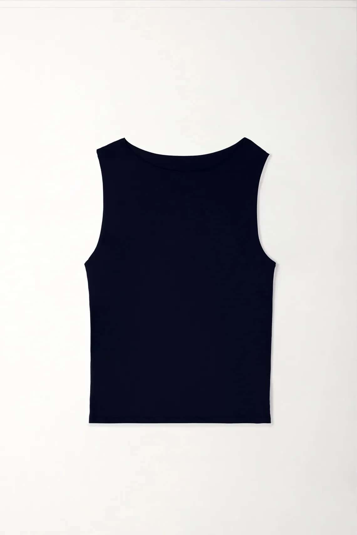 Camiseta ajustada manga sisa negra para mujer