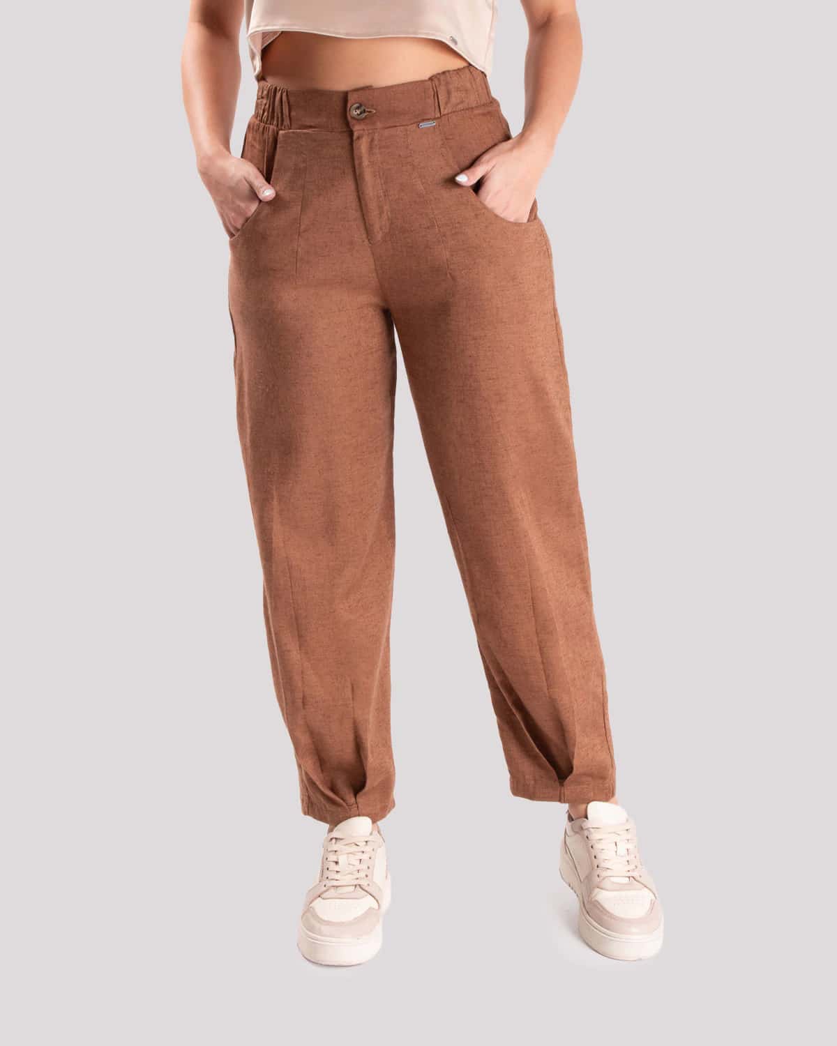 Pantalon cafe para mujer