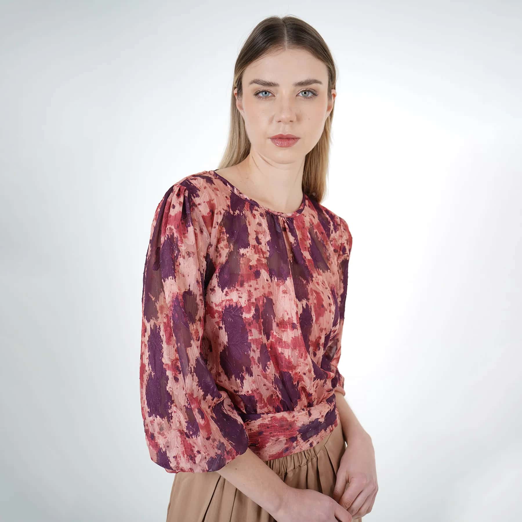 Blusa Cuello Redondo Manga Larga