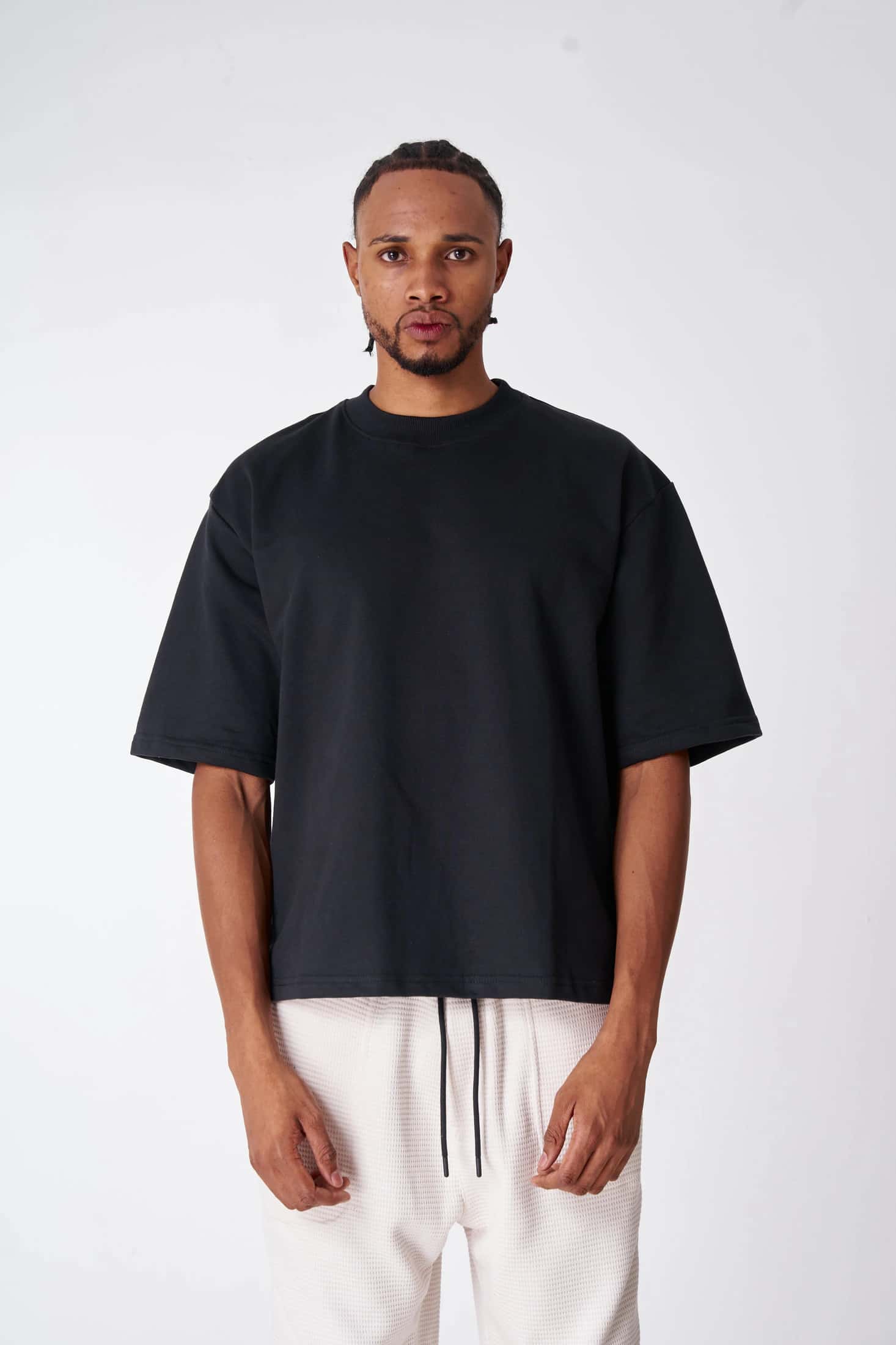 BOXY FIT 300 GRAMOS, 100% ALGODÓN NEGRA
