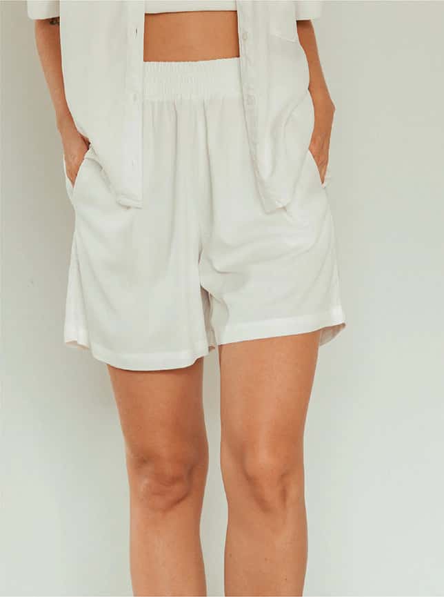 Short Breezy Creamy