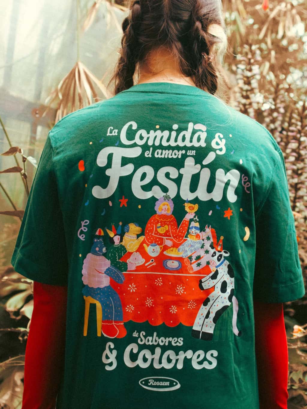 Camiseta festín de postres y animalitos