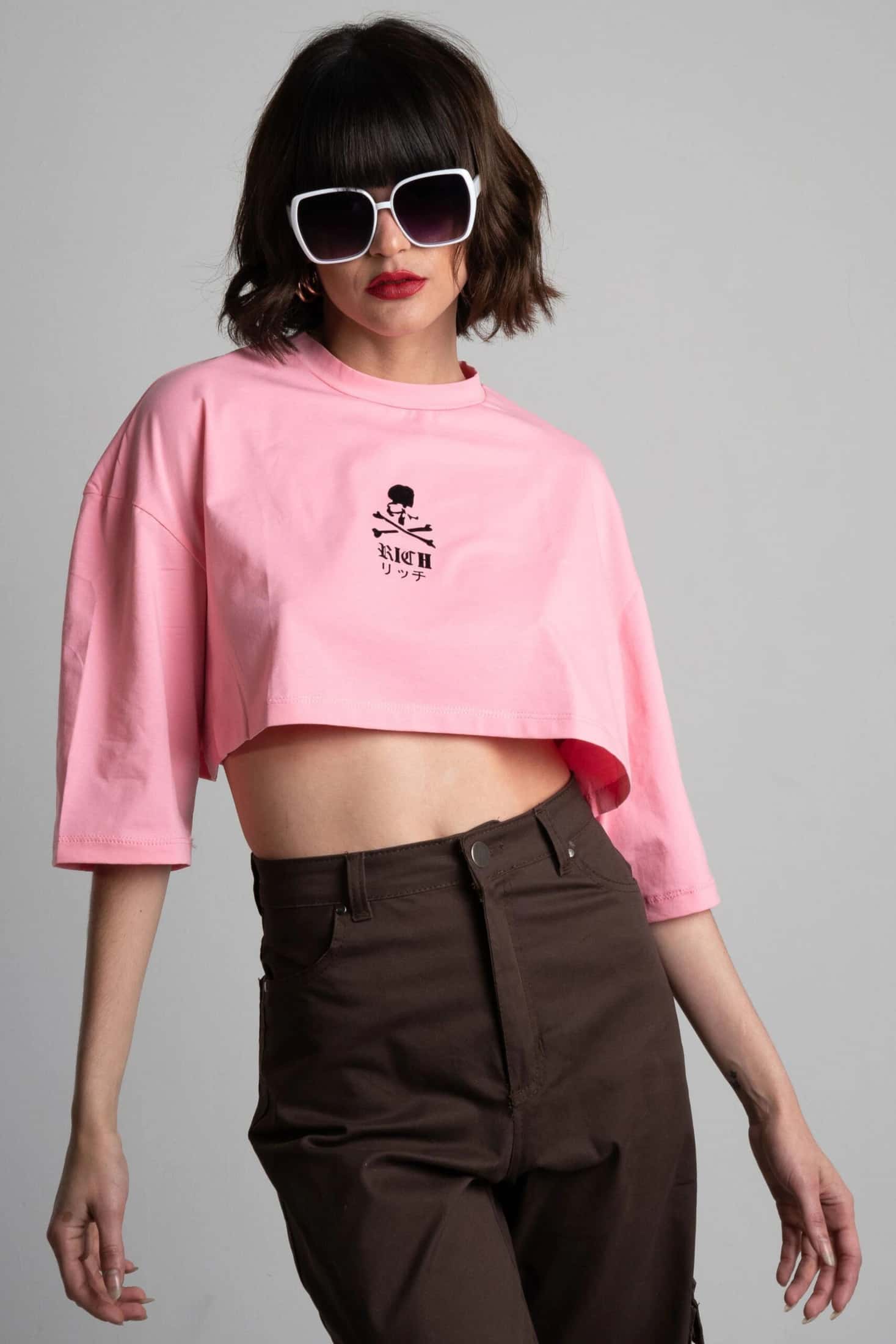 Camiseta Crop Rich Rosada - miniatura 2