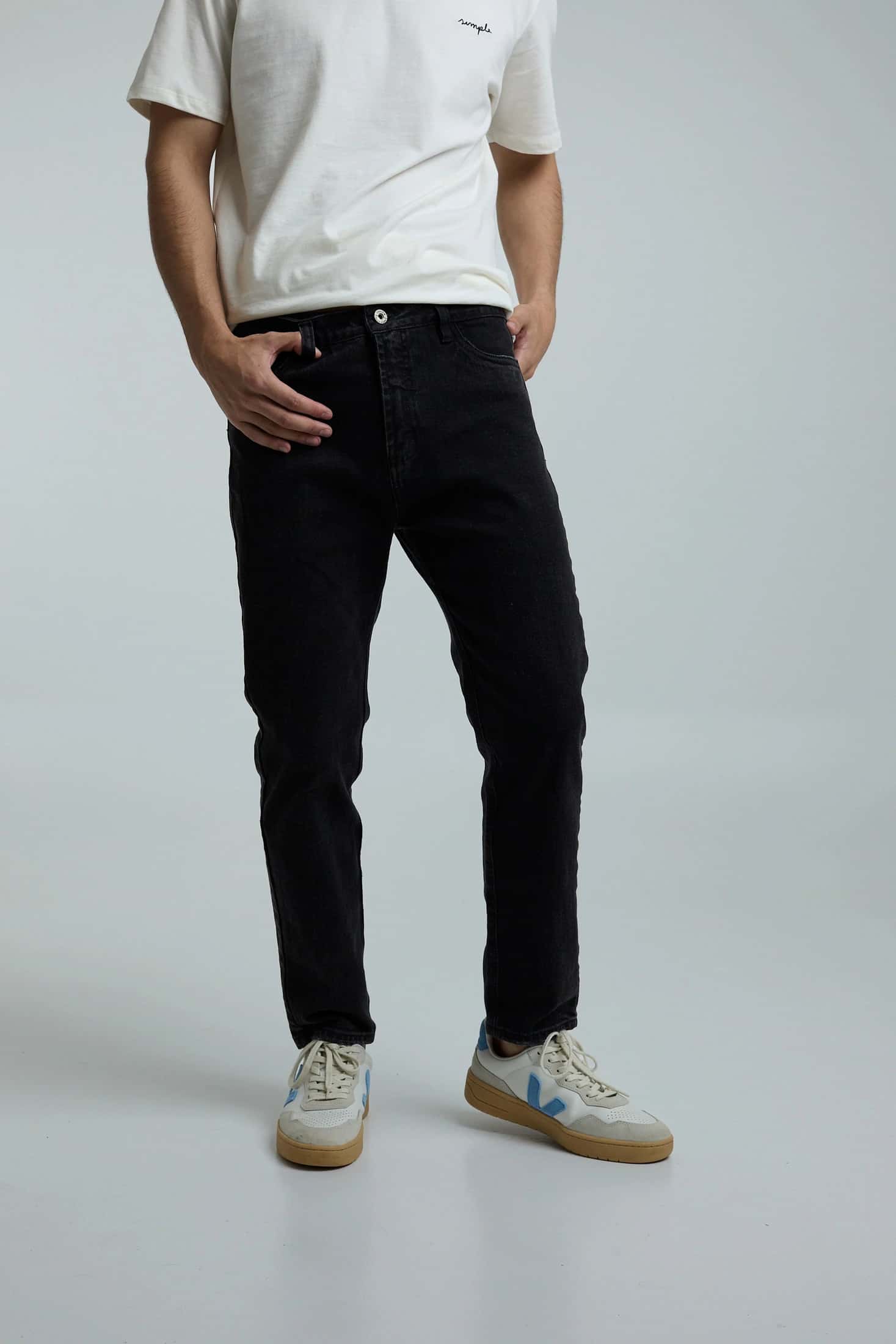 Jean crop negro