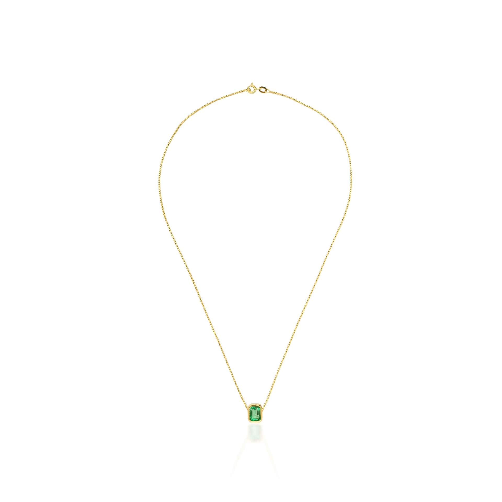 Collar rectangular esmeralda