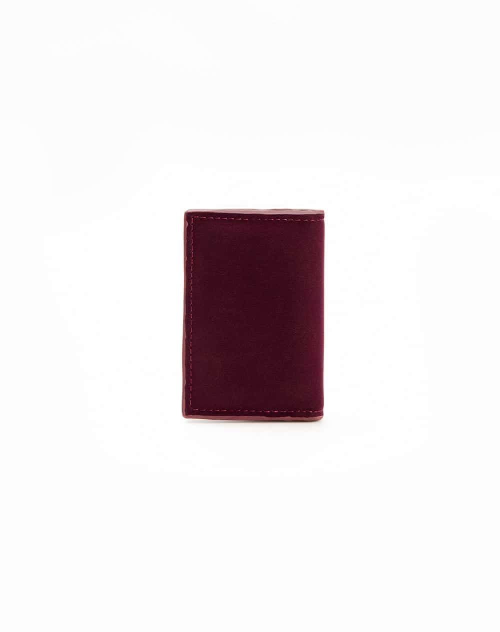 Porta tarjetas vino tinto mujer