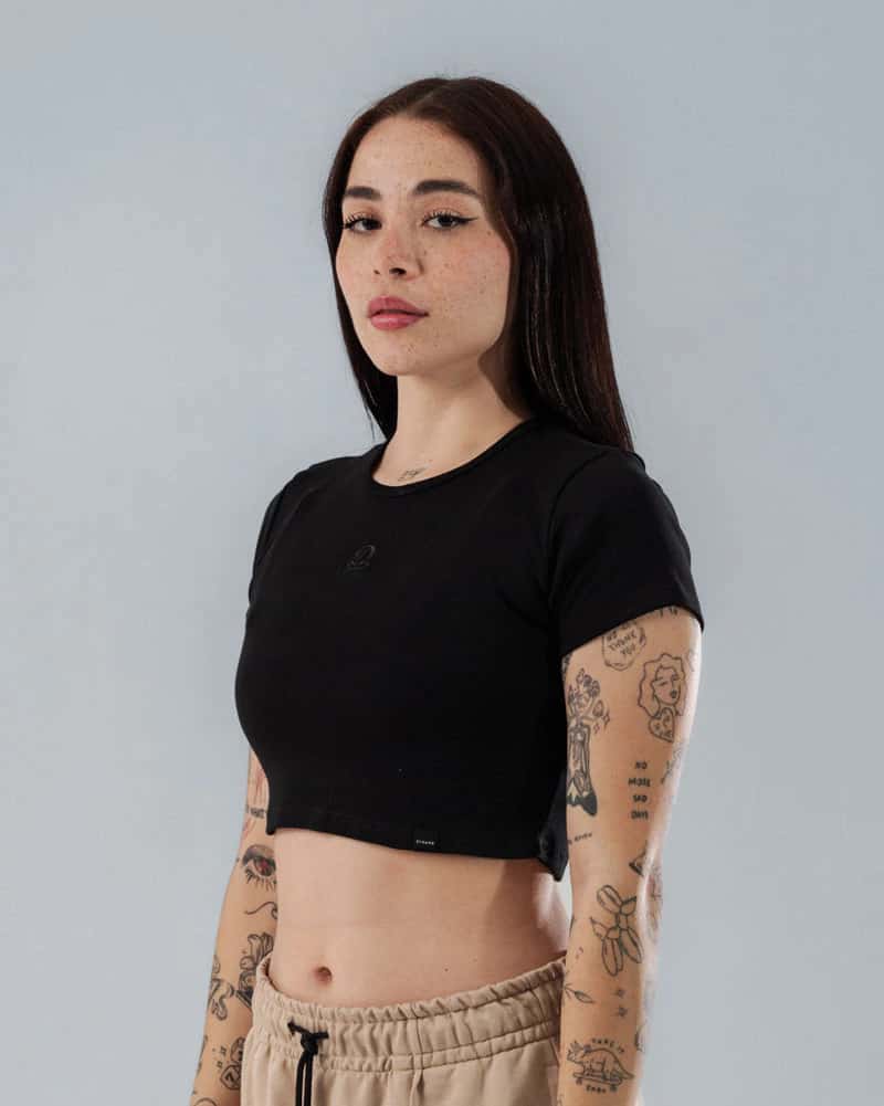 Crop Top Para Mujer Essential Black - miniatura 1