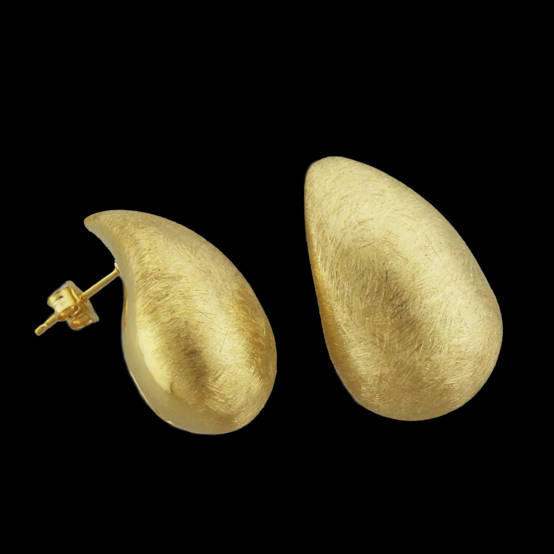 SCRATCHED BOLD GOLDEN EARRINGS