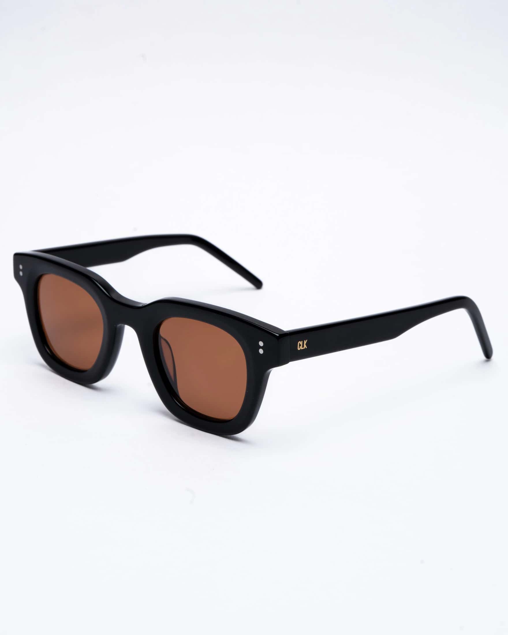 TANNEN - BLACK / CINNAMON