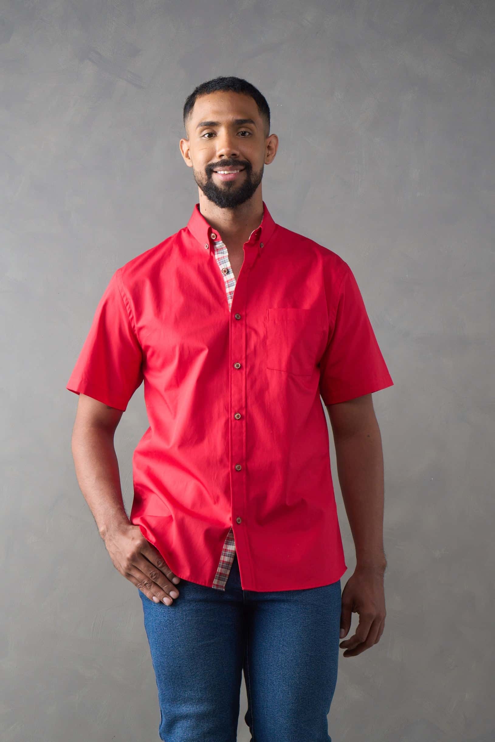 Camisa regular fit manga corta rojo