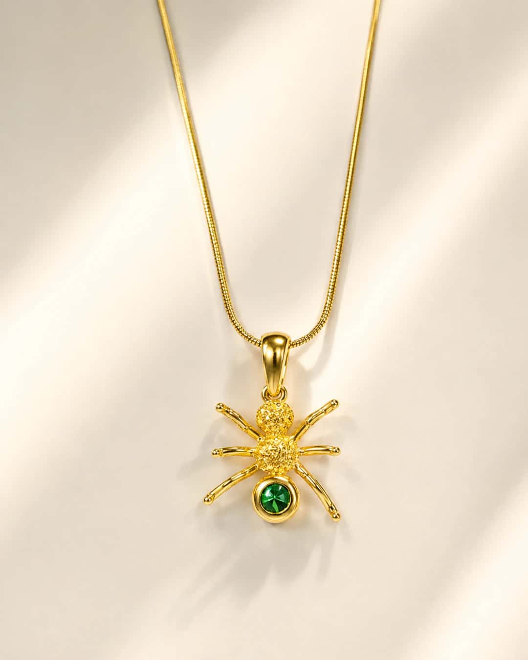 Collar dije las obreras dorado - miniatura 3